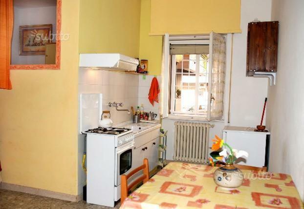 Nei Colori Apartment At 2 Stops From Colosseum * Roma
